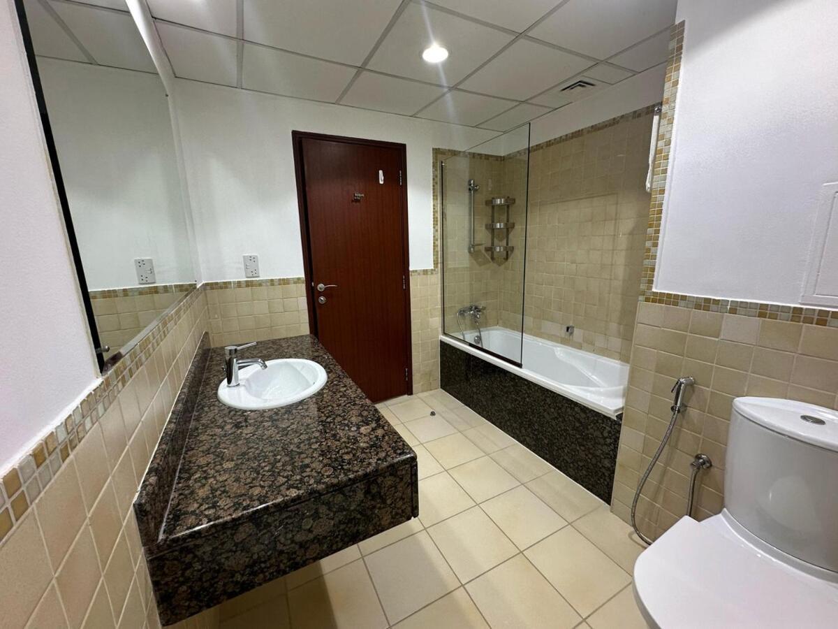 Apartment Partial Sea And Marina View 3br Apartment, *