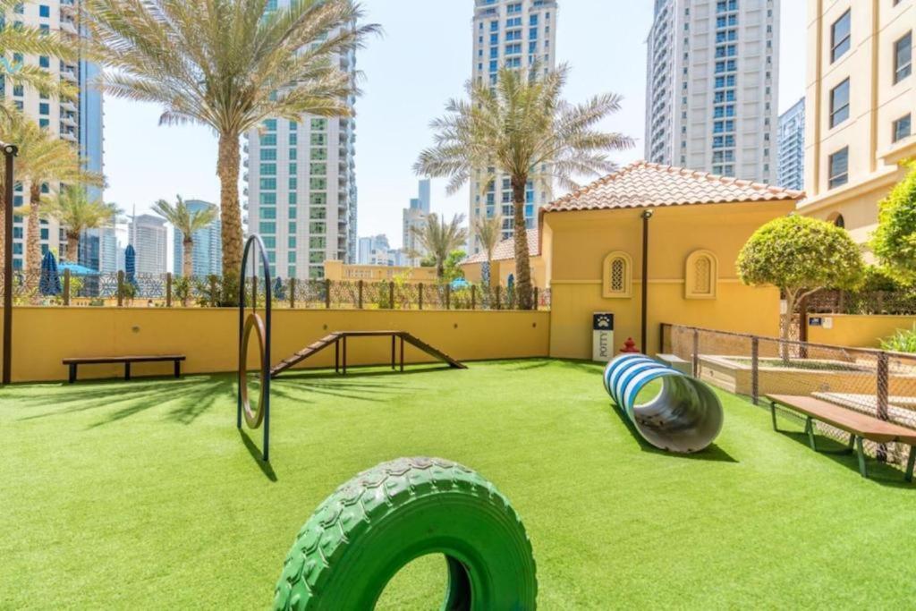 Partial Sea And Marina View 3br Apartment, Apartment Dubai